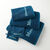 Collection serviettes de bain 420 g/m&sup2; brod&eacute;es "MONSIEUR" (bleu paon)