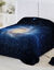 Couette microfibre imprimée Galaxie 200 g/m² (bleu)