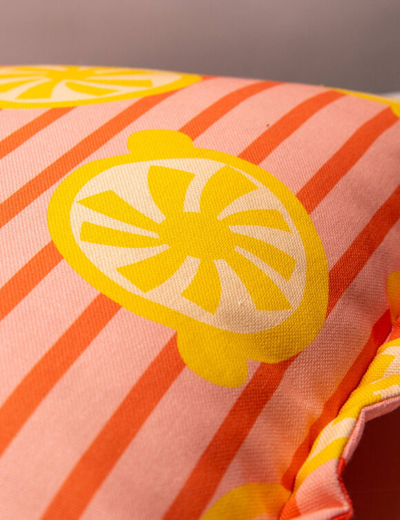 Coussin imprim&eacute; ray&eacute; et citrons (jaune / corail)