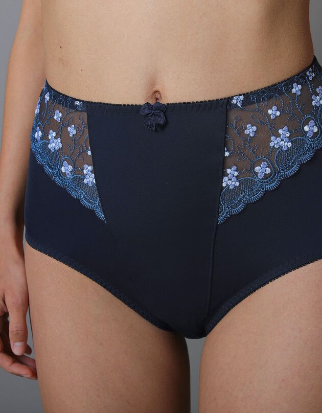 Gaineslip in microvezel en geborduurde tule Caminata (marine)