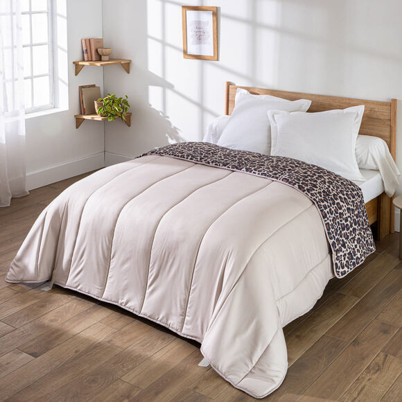 Couette microfibre motif l&eacute;opard 400 g/m&sup2; (sable / noir)