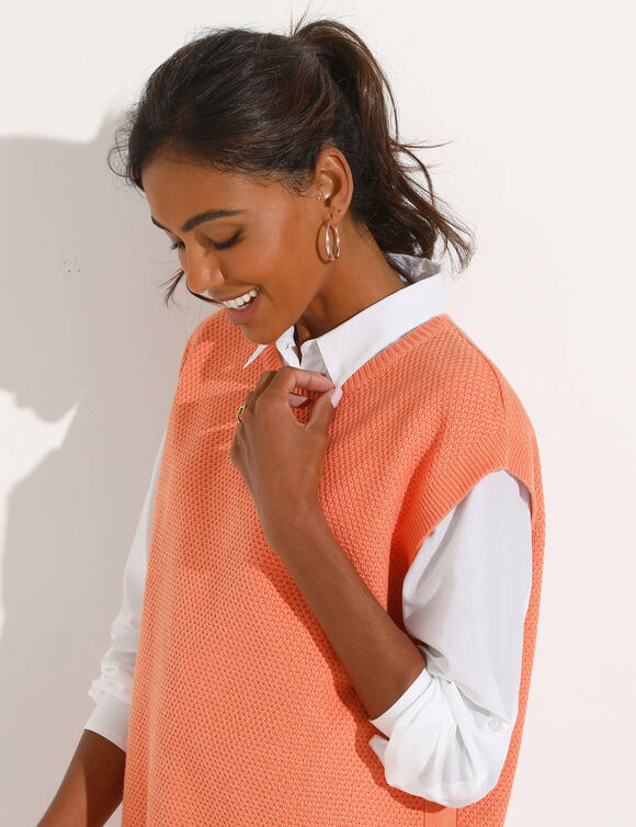 Pull-tunique sans manches à boutons effet corne, maille fantaisie (abricot)