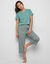 Pantacourt pyjama fleuri &laquo;charme botanique&raquo; (vert / &eacute;cru)