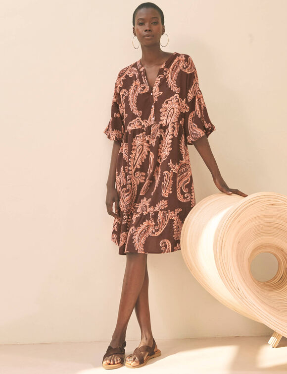 Bedrukte jurk met Tunesische hals, bolstaande mouwen (chocolade)