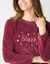 Lang nachthemd met sterrenborduursels, fleece (bordeaux)