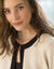 Tweekleurige cardigan in jasjesstijl, jerseytricot (ecru / zwart)
