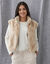 Veste sans manches zipp&eacute;e, mati&egrave;re duveteuse (beige)