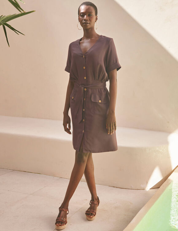 Robe saharienne boutonn&eacute;e unie, manches courtes (chocolat)