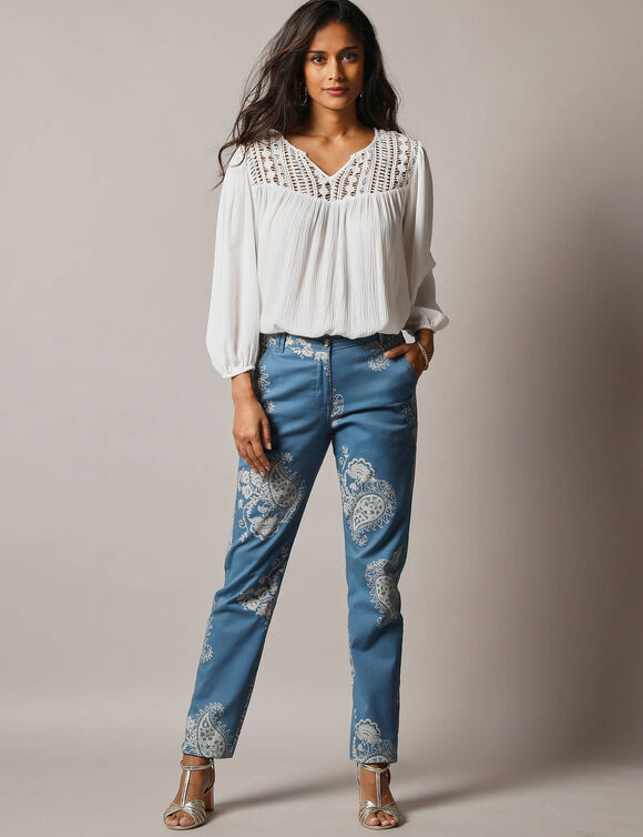 Bloes met macram&eacute; en 3/4-mouwen (ecru)