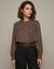 Blouse bedrukt met luipaardprint, gesmokte details (karamel / blauw)