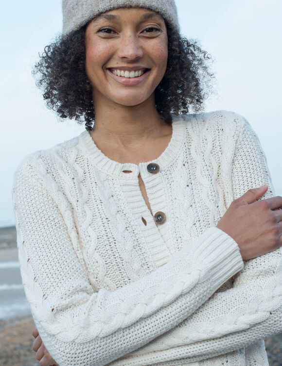 Cardigan boutonn&eacute;, maille torsad&eacute;e (&eacute;cru)