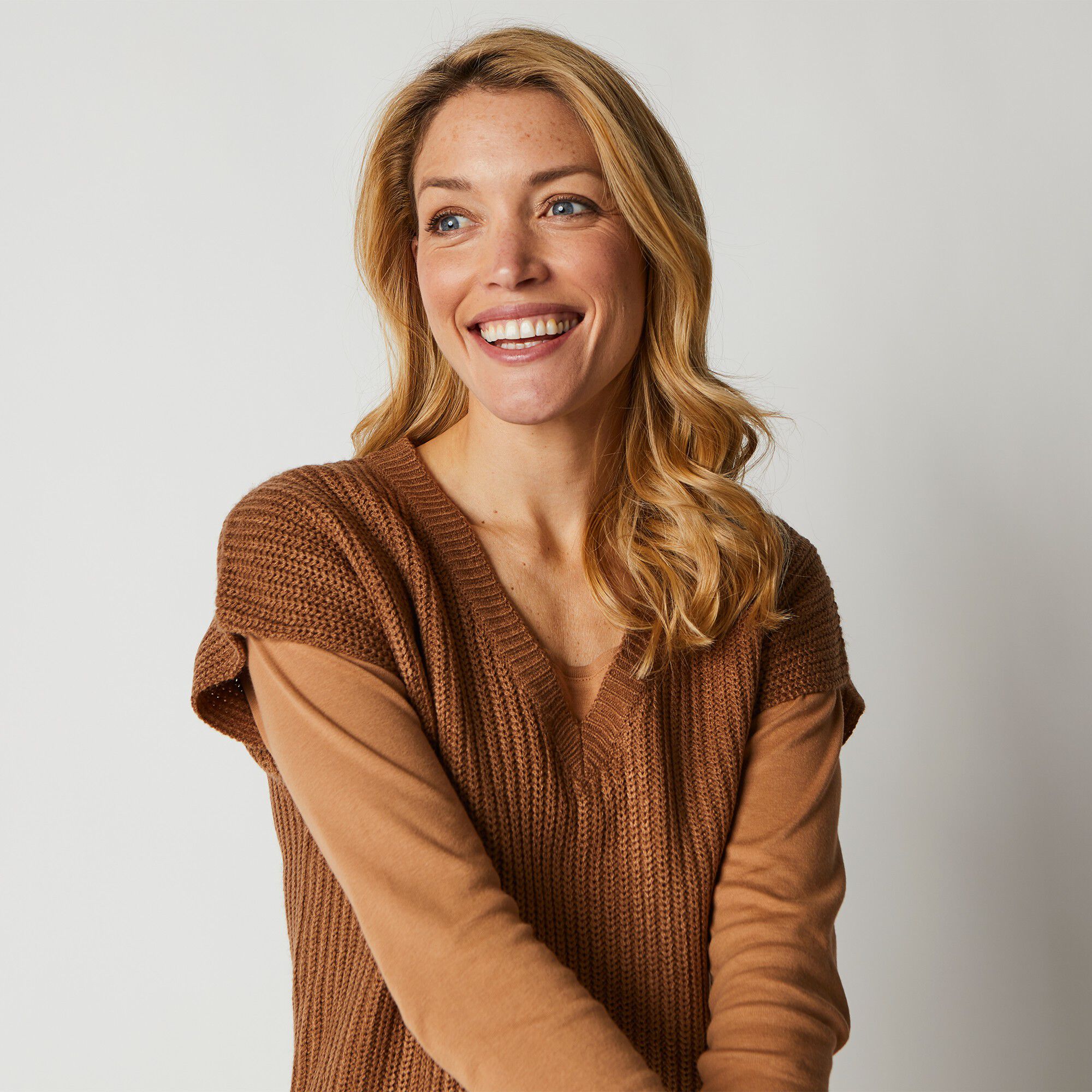 Pull manche courte on sale col v femme