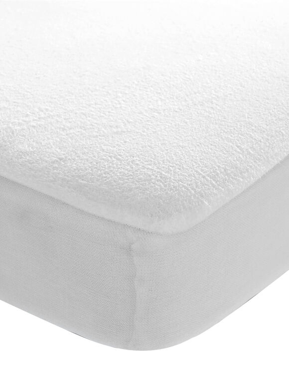 Ultra-absorberende en ondoorlatende matrasbeschermer met Passerelle™ behandeling (wit)