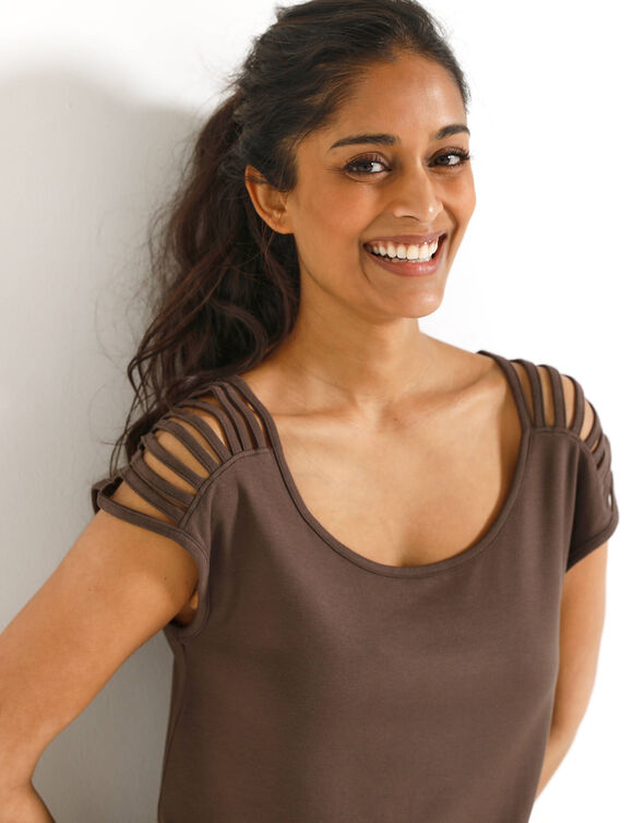 T-shirt maille unie, la&ccedil;age &eacute;paules (chocolat)