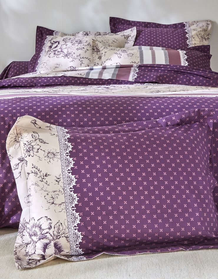 Bedlinnen Gabrielle in flanel met bloemenprint en kant (pruim)