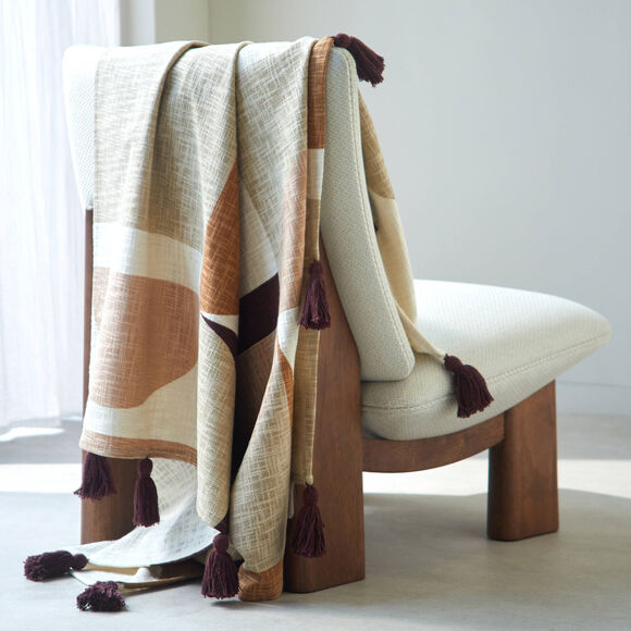 Plaid imprim&eacute; g&eacute;om&eacute;trique (taupe)
