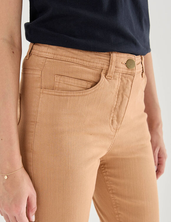 Pantacourt droit sculptant, renfort gainant (noisette)