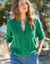 Vest met knopen, ronde hals en geschulpte afwerking, ajourtricot (groen)