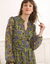 Robe volantée imprimée (vert mousse / violine)