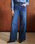 Wijdvallende jeans, decoratieve stiksels (stone)