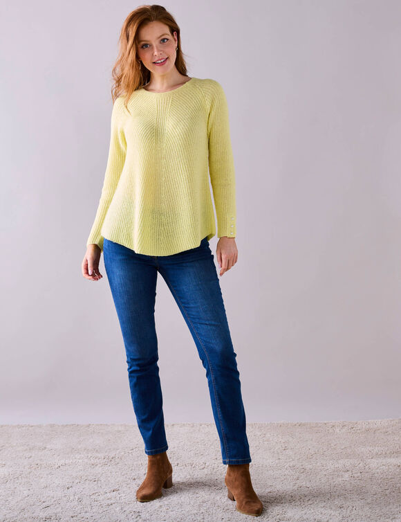 Trui in patenttricot met uitlopend model met zachte touch (lichtgeel)