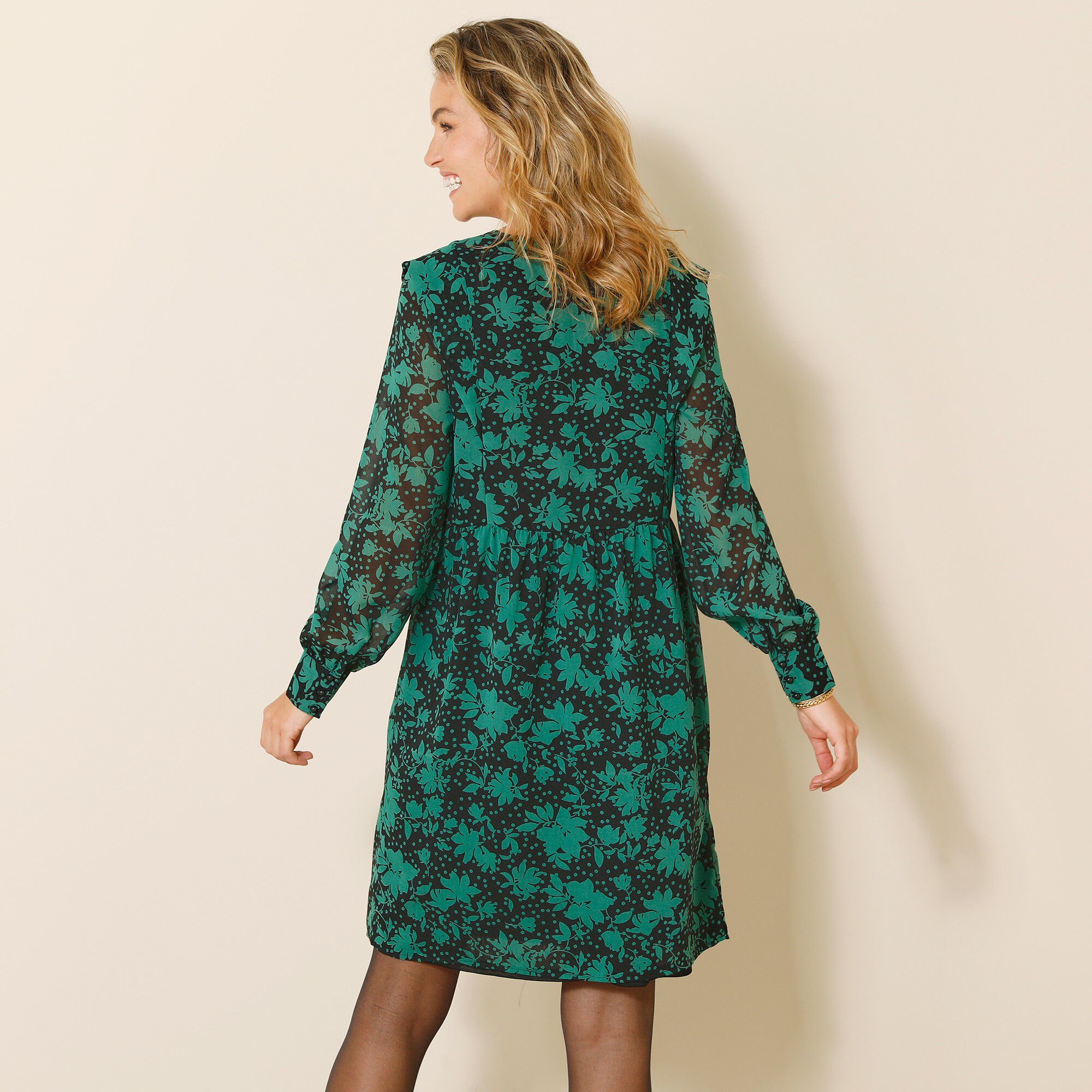 Robe verte blanche hot sale porte