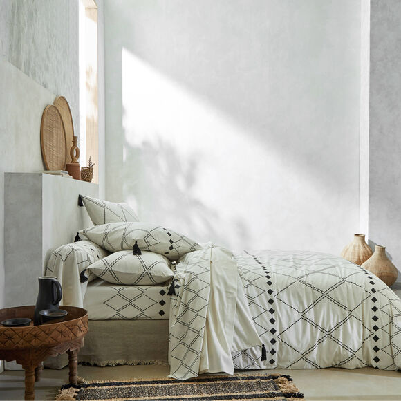 Linge de lit Massaï coton à motifs graphiques et finitions pompons (écru)