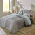 Gematelasseerde bedsprei met grafische print (grijs / blauw)