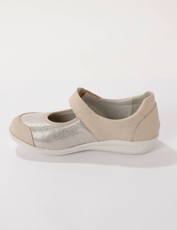 Brede schoenen met riempjes, in leer met rekbare pasjes (beige)