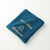 Serviettes de bain brodées Balance personnalisable - 420g/m2 (bleu paon)