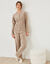 Pyjama veste boutonnée manches longues, maille polaire (taupe clair) Pyjama veste boutonnée manches longues, maille polaire (taupe clair)