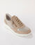 Sneakers met veters en breed model, in leer met rekbare pasjes (beige)