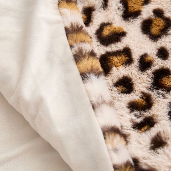 Plaid cocooning imprim&eacute; l&eacute;opard (beige / marron)