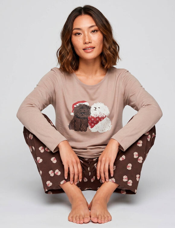 Pyjama pantalon en coton, imprim&eacute; "bichons", avec pochon assorti (taupe / chocolat)