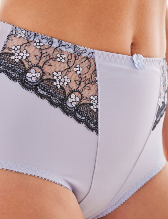 Gaineslip in microvezel en geborduurde tule Caminata (korenbloem)