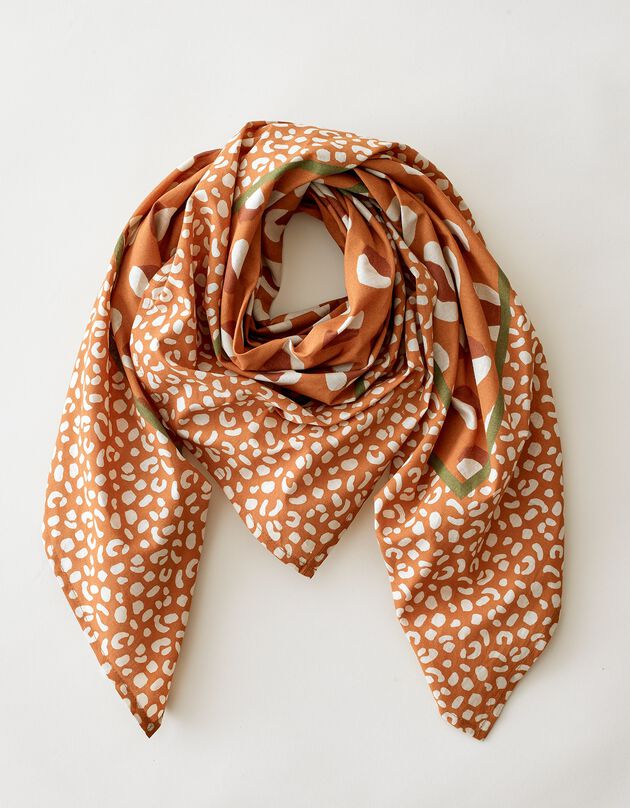 Vierkante bedrukte foulard Savana - karamel (karamel)