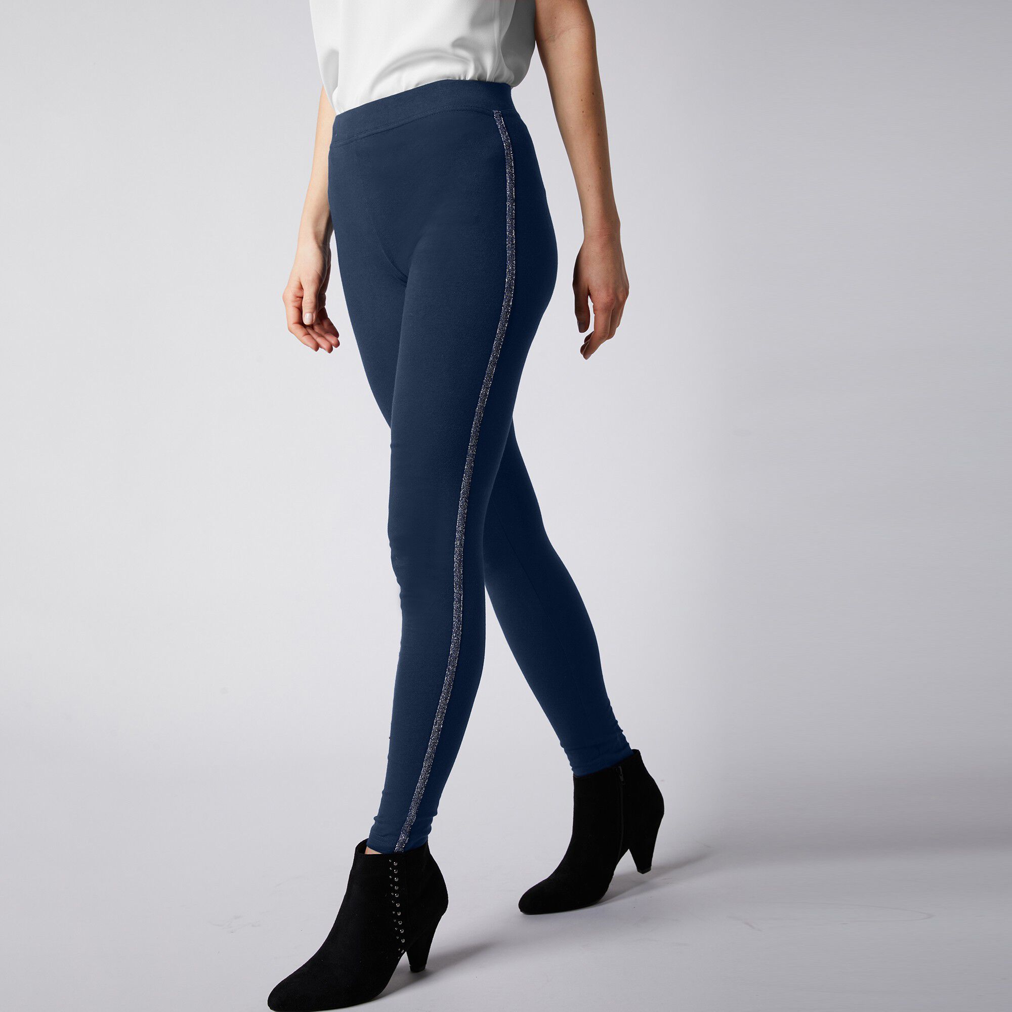 Legging blanche porte deals