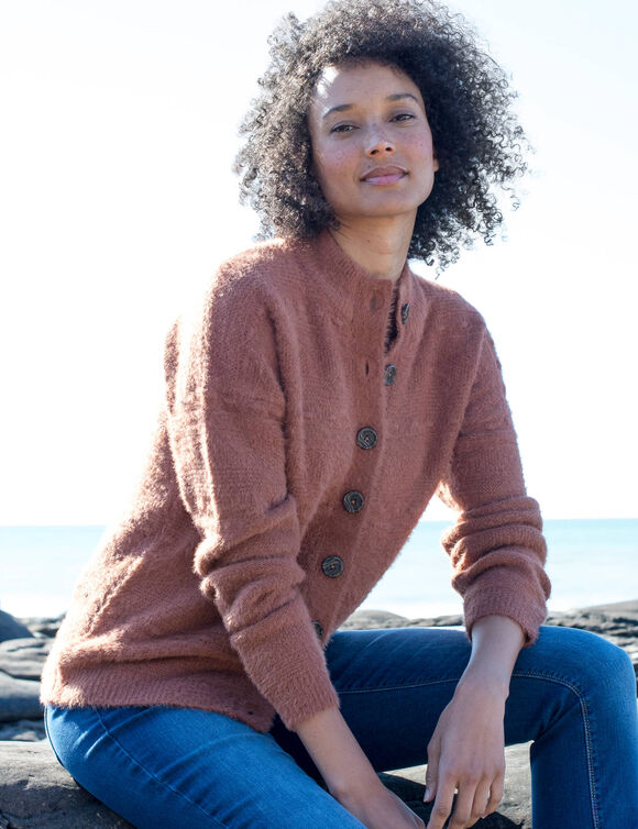 Cardigan boutonn&eacute; maille poilue fantaisie (caramel)