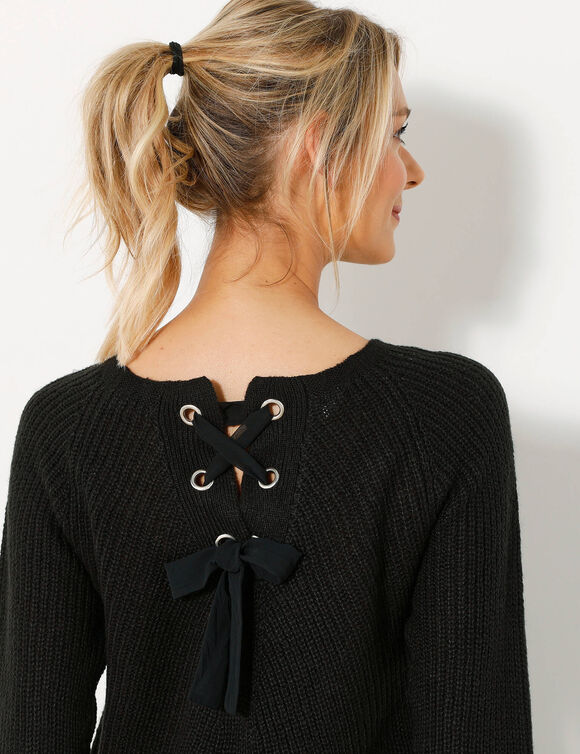 Trui met rijgwerk achter (zwart)