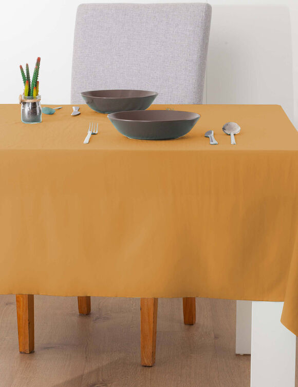 Nappe unie toucher peau de pêche (curry)