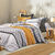 Linge de lit Eddy en coton à motifs graphiques (caramel)