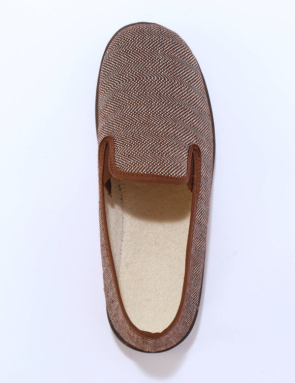 Pantoufles sans-g&ecirc;ne chevrons &eacute;lastiqu&eacute;es c&ocirc;t&eacute;s  (marron)