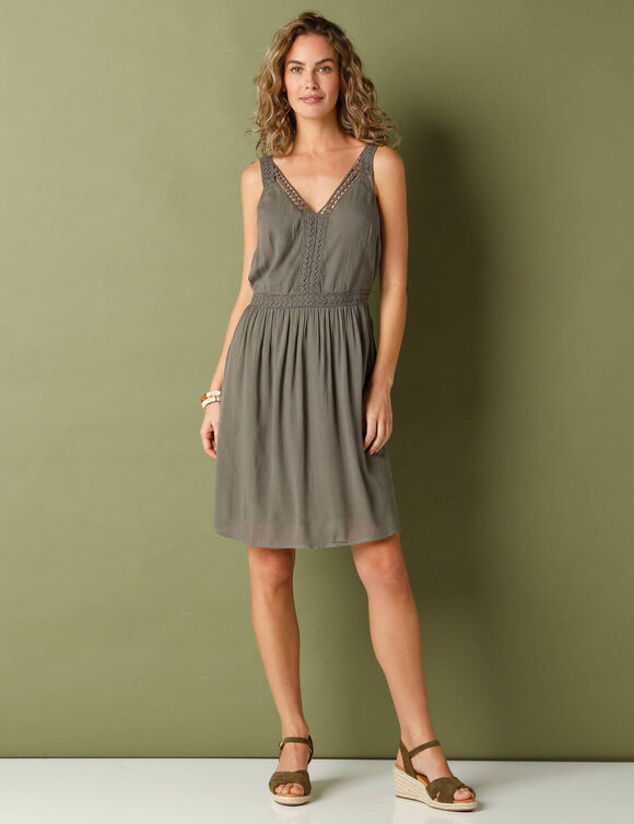 Robe imprimé fleuri et macramé (kaki)