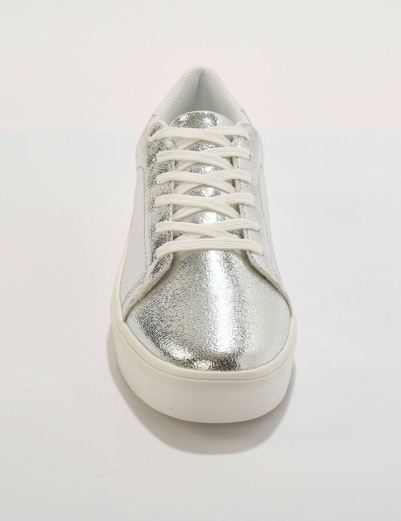 Baskets métallisées à lacets. (argenté)