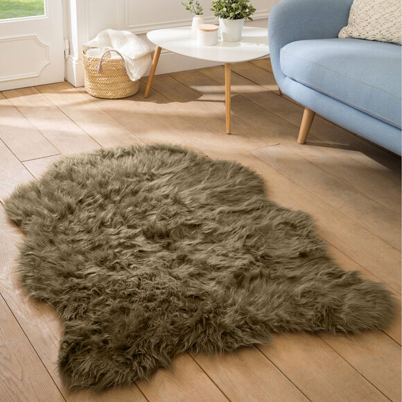 Tapis poils forme peau de bête (taupe)