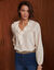 Effen blouse met V-hals en ruches effen (ecru)