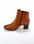 Elastische, leren boots in 2 materialen, met gesp en hak (karamel)