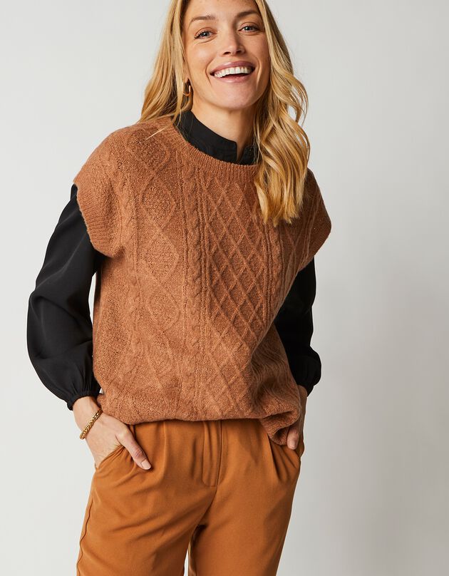 Pull torsadé sans manches, épaules tombantes (caramel)