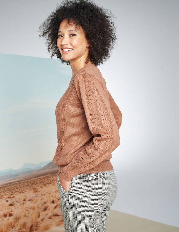 Pull col rond, maille fantaisie toucher doux (chocolat)