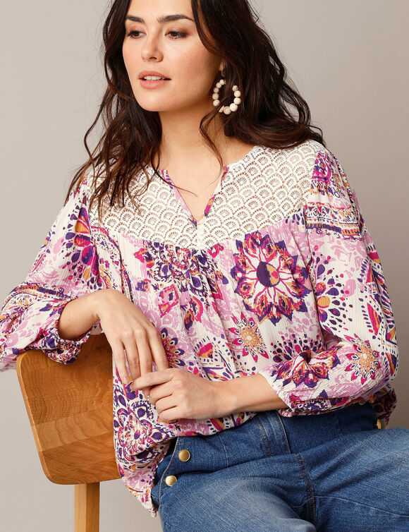 Blouse macramé manches 3/4, crépon imprimé (écru / violet)
